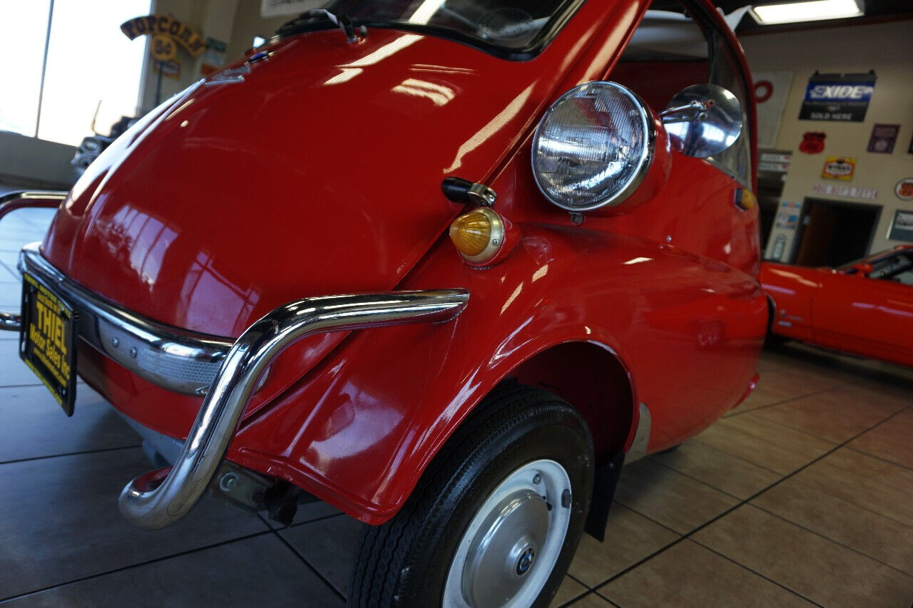 BMW-Isetta-1957-Classic-Car-29