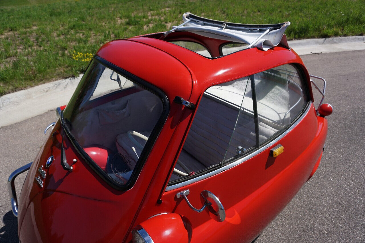 BMW-Isetta-1957-Classic-Car-5