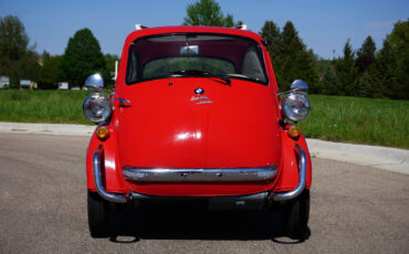 BMW-Isetta-1957-Classic-Car-9