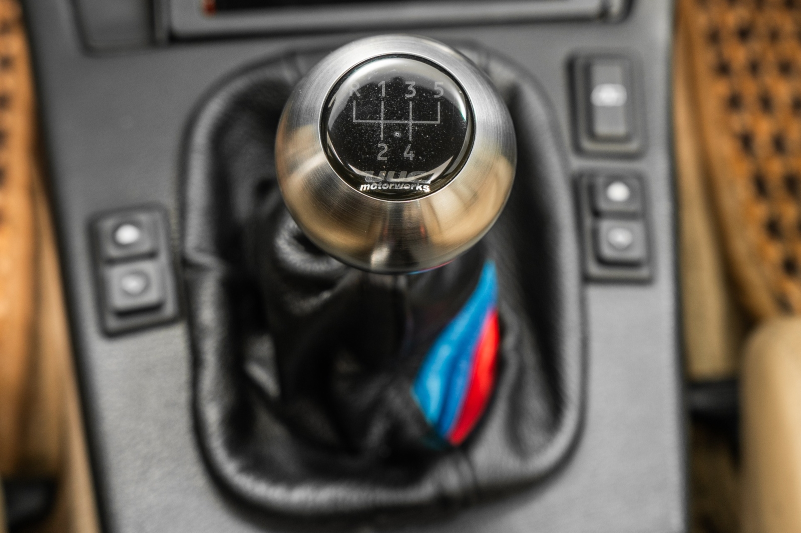BMW-M3-1990-Coupe-25