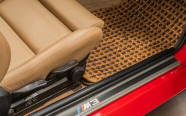BMW-M3-1990-Coupe-26