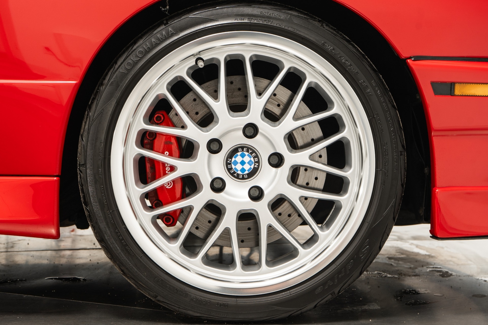 BMW-M3-1990-Coupe-34