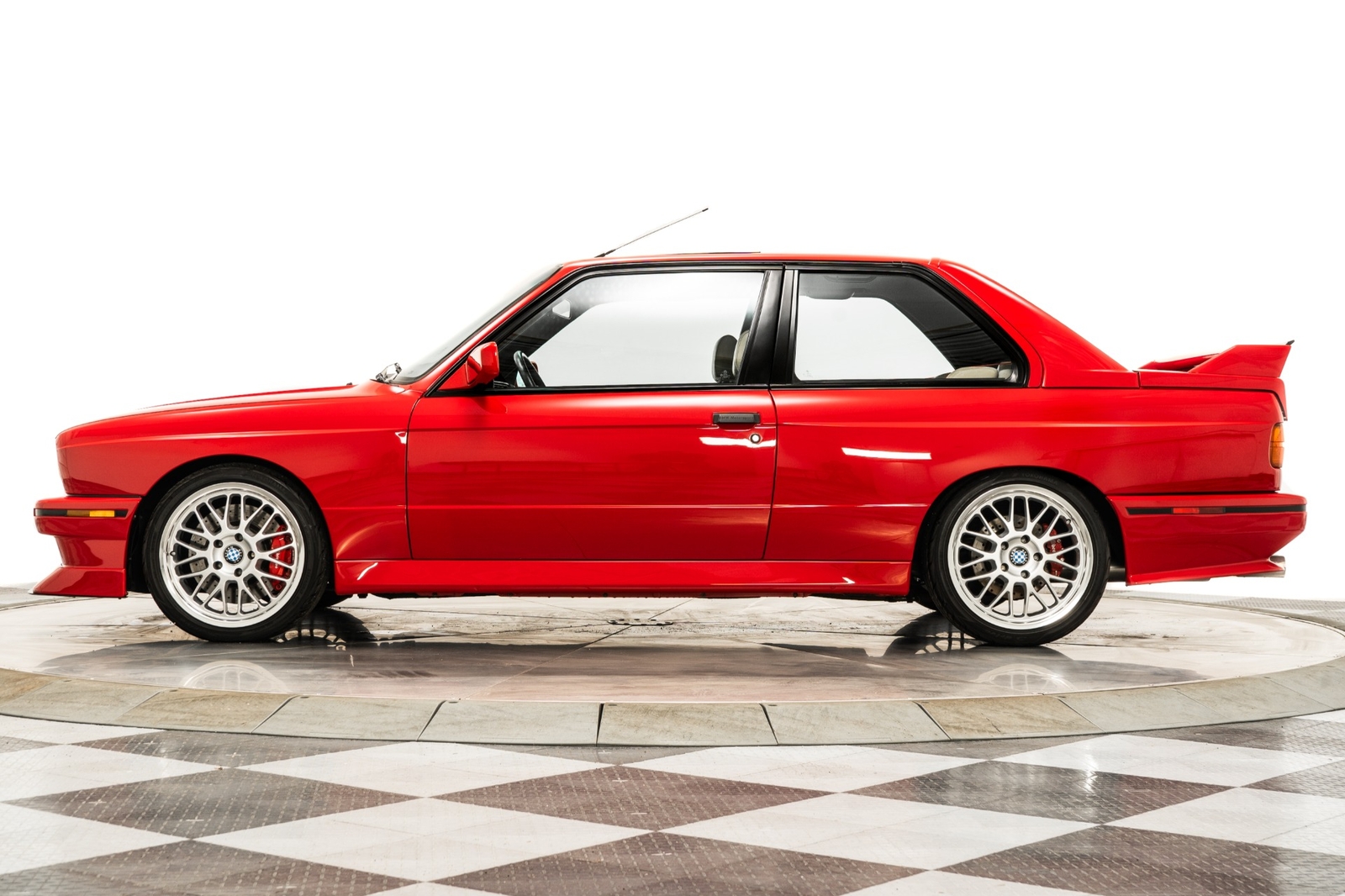 BMW-M3-1990-Coupe-4
