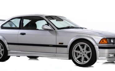 BMW-M3-1993-Coupe-4