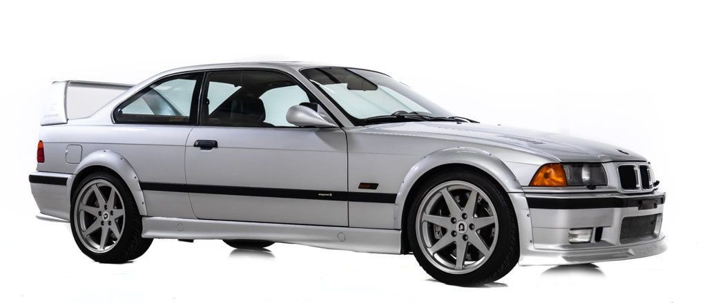 BMW-M3-1993-Coupe-4