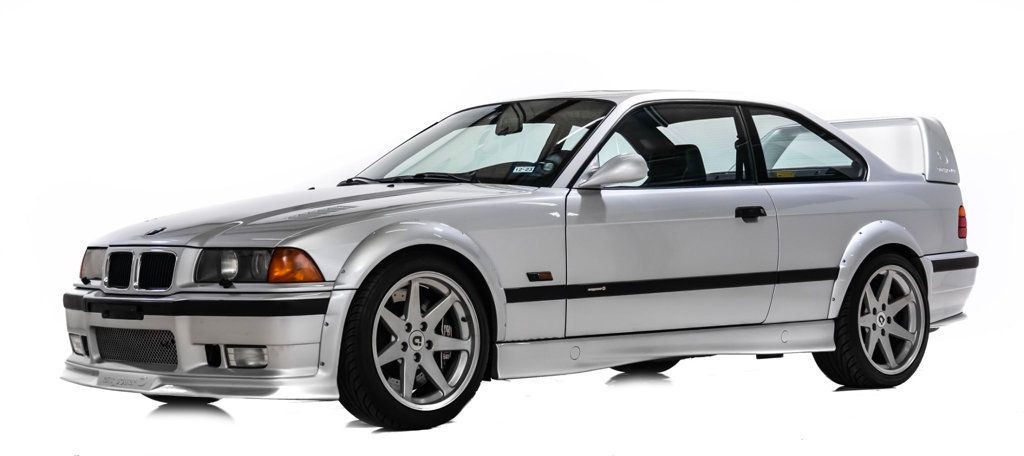 BMW-M3-1993-Coupe-5