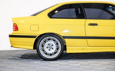 BMW-M3-1995-2D-Coupe-1
