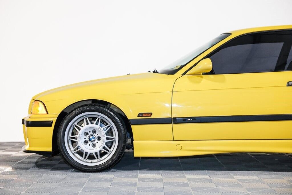 BMW-M3-1995-2D-Coupe-13