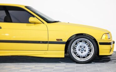 BMW-M3-1995-2D-Coupe-2