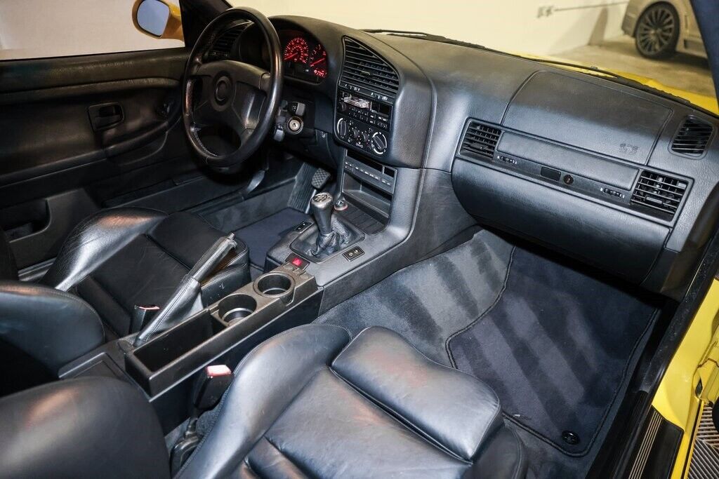 BMW-M3-1995-2D-Coupe-22