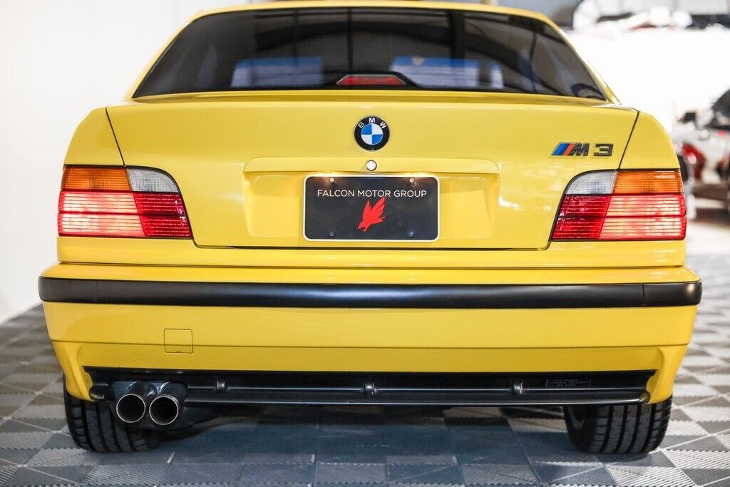 BMW-M3-1995-2D-Coupe-6