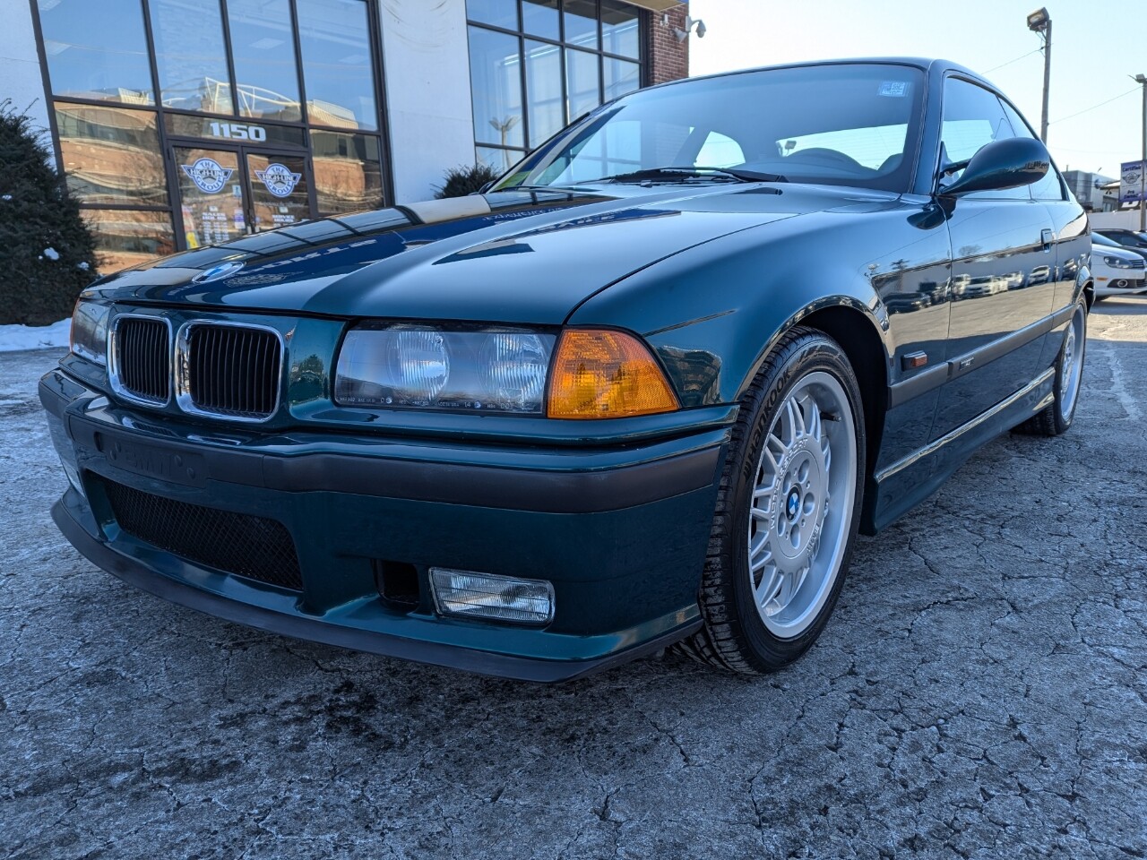 BMW-M3-1995-Coupe-1