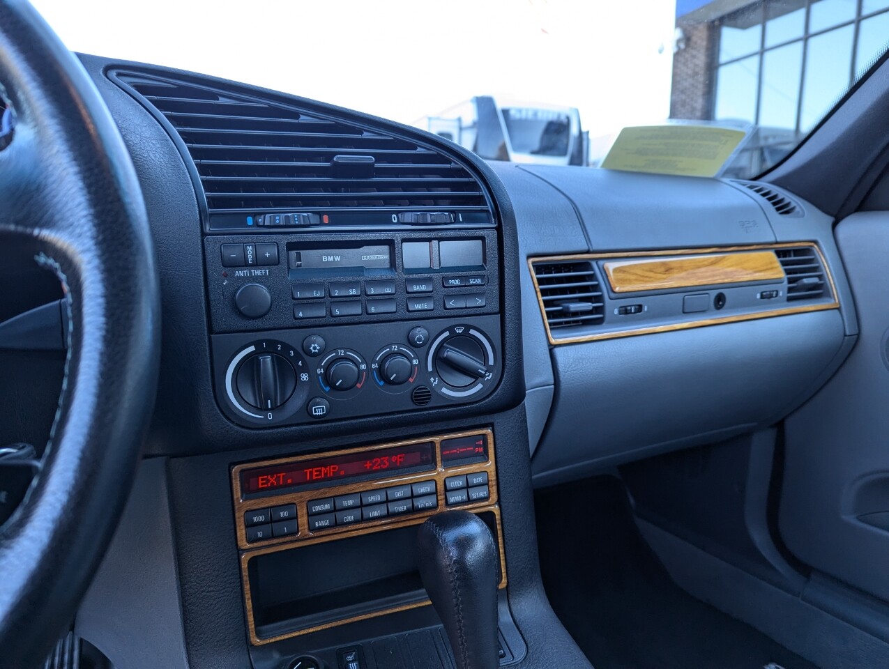 BMW-M3-1995-Coupe-22