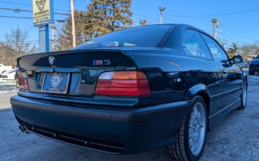 BMW-M3-1995-Coupe-6
