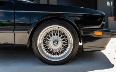 BMW-M5-1988-Sedan-12