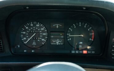 BMW-M5-1988-Sedan-34
