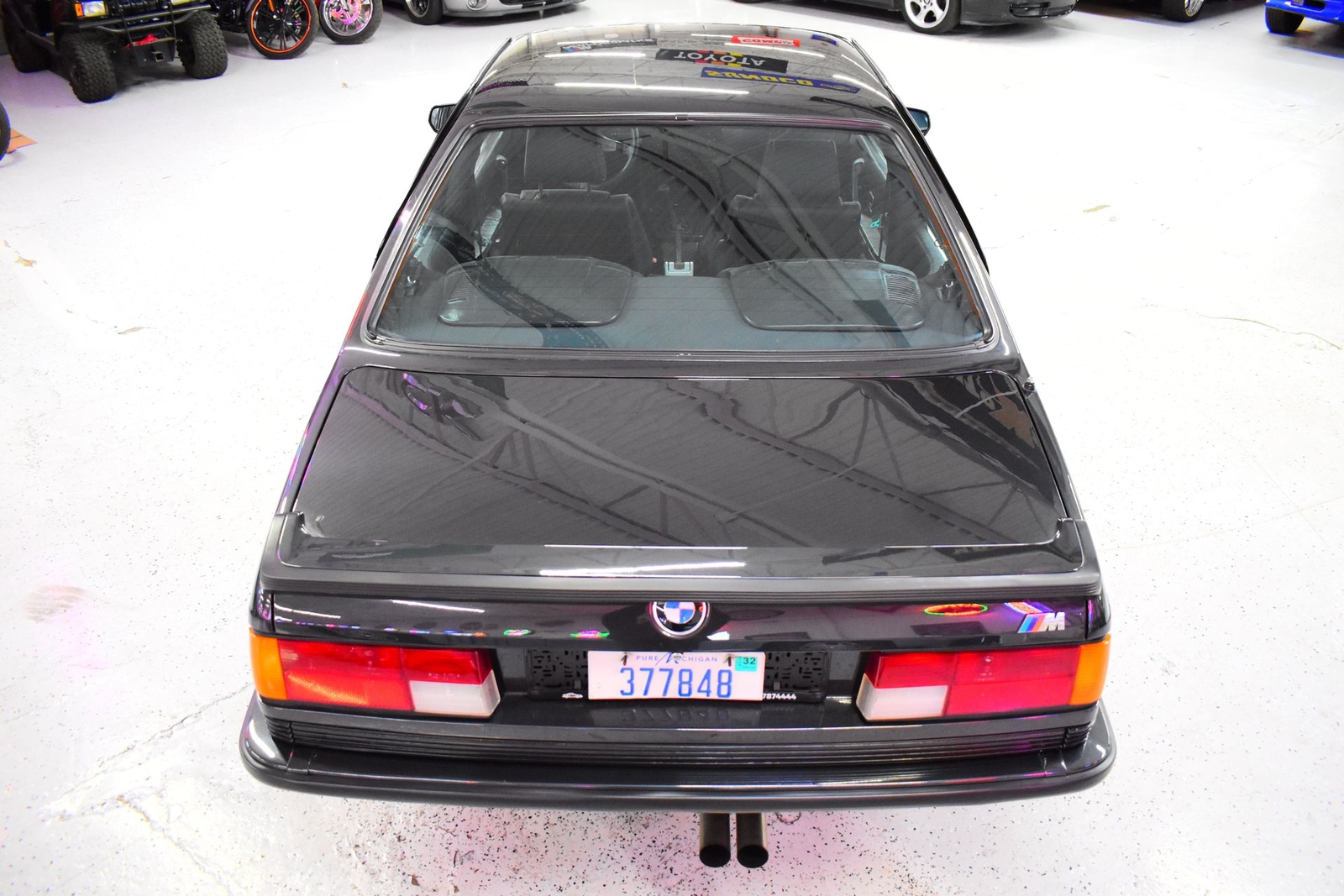 BMW-M6-1985-Coupe-14