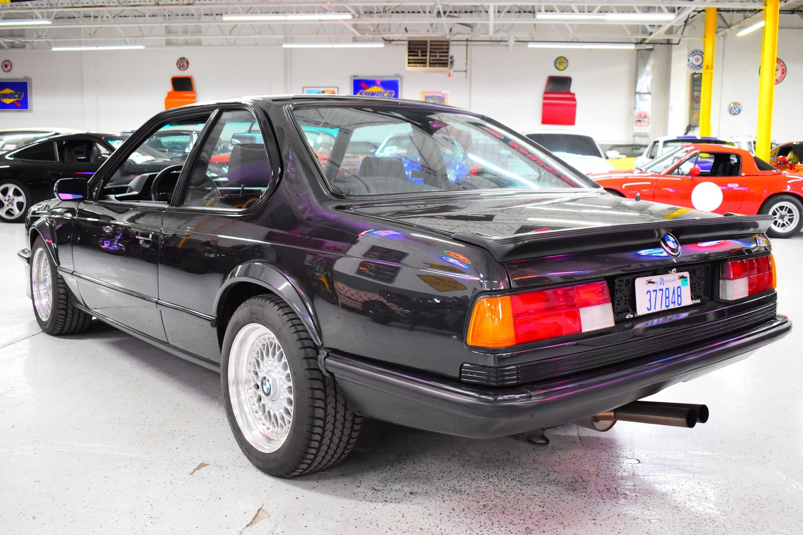 BMW-M6-1985-Coupe-16