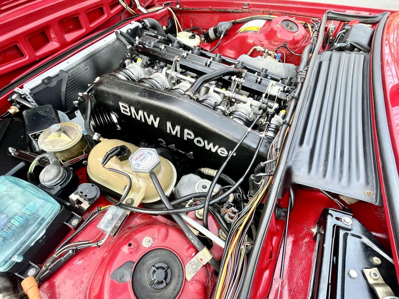 BMW-M6-1987-CERAMIC-COATED-EXCELLENT-2