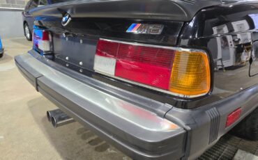 BMW-M6-1987-Coupe-15
