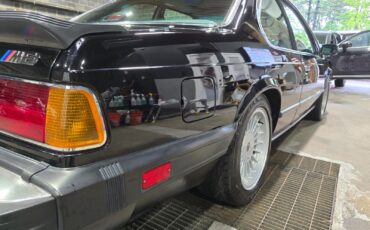 BMW-M6-1987-Coupe-16