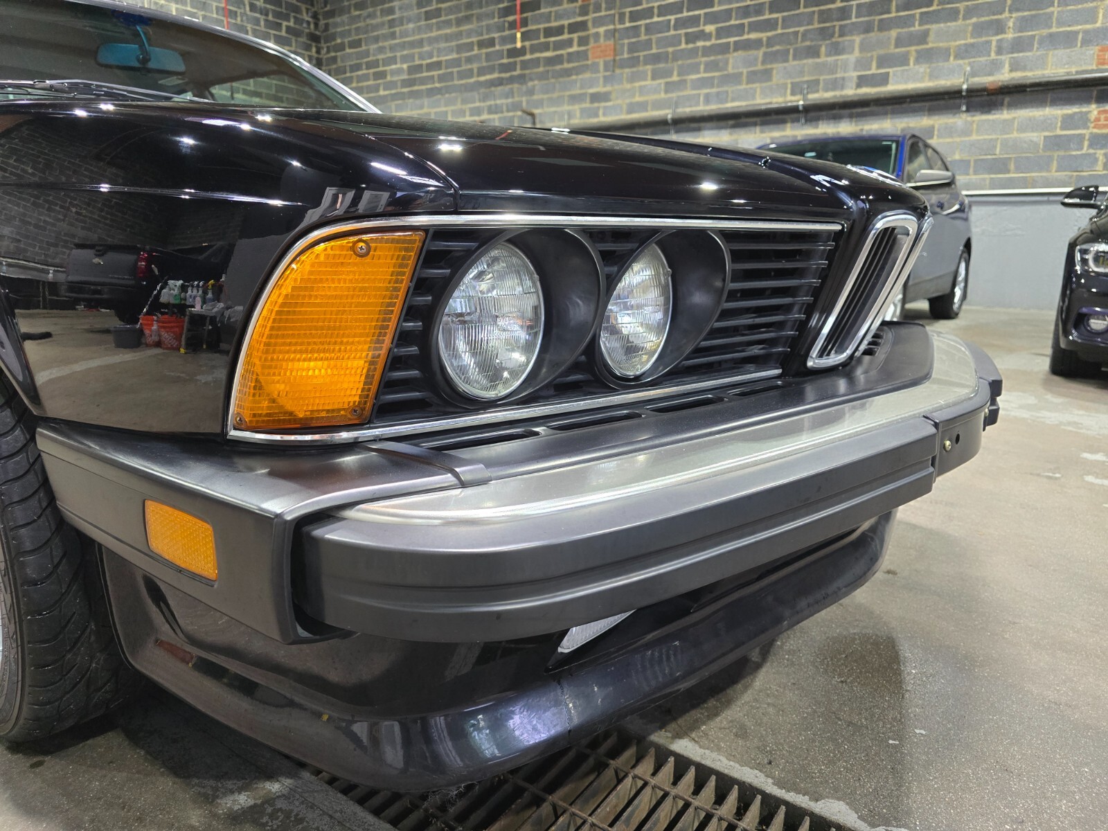BMW-M6-1987-Coupe-23
