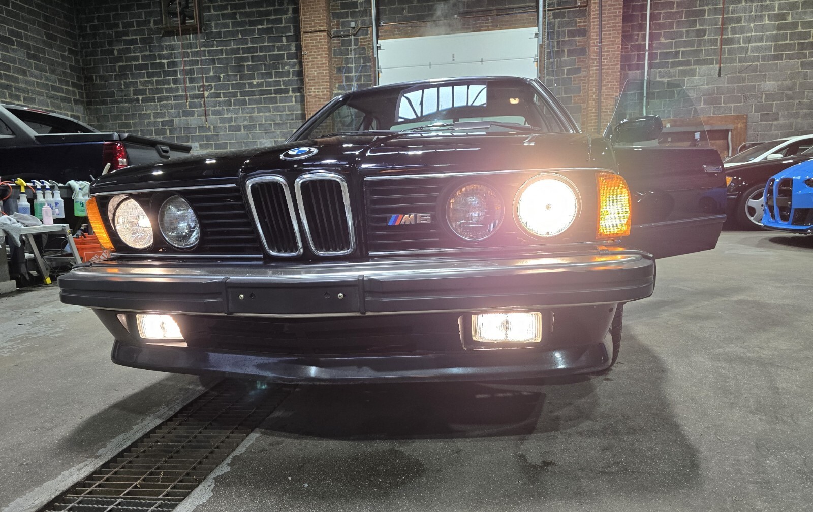BMW-M6-1987-Coupe-36