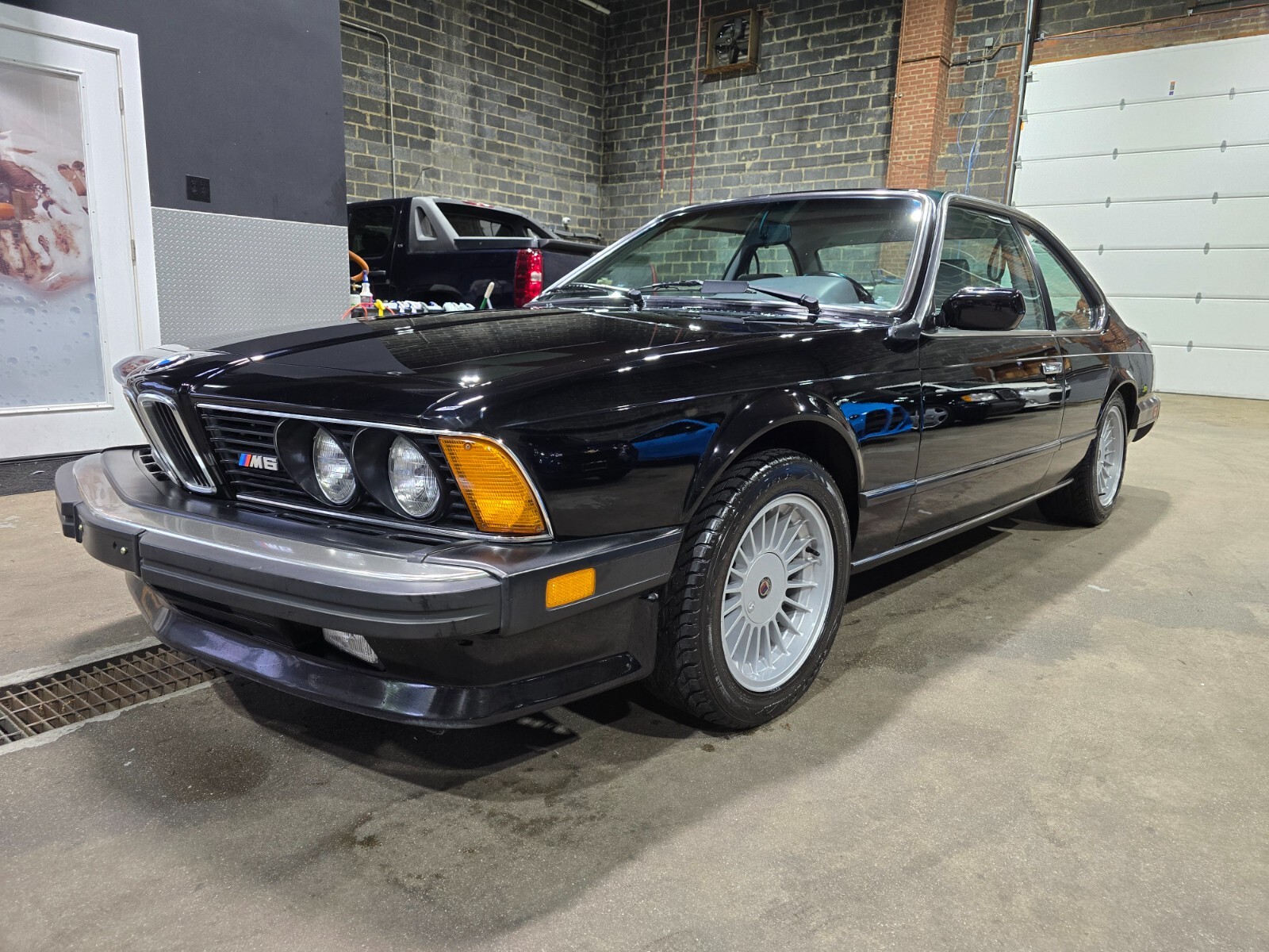 BMW M6 1987 Coupe
