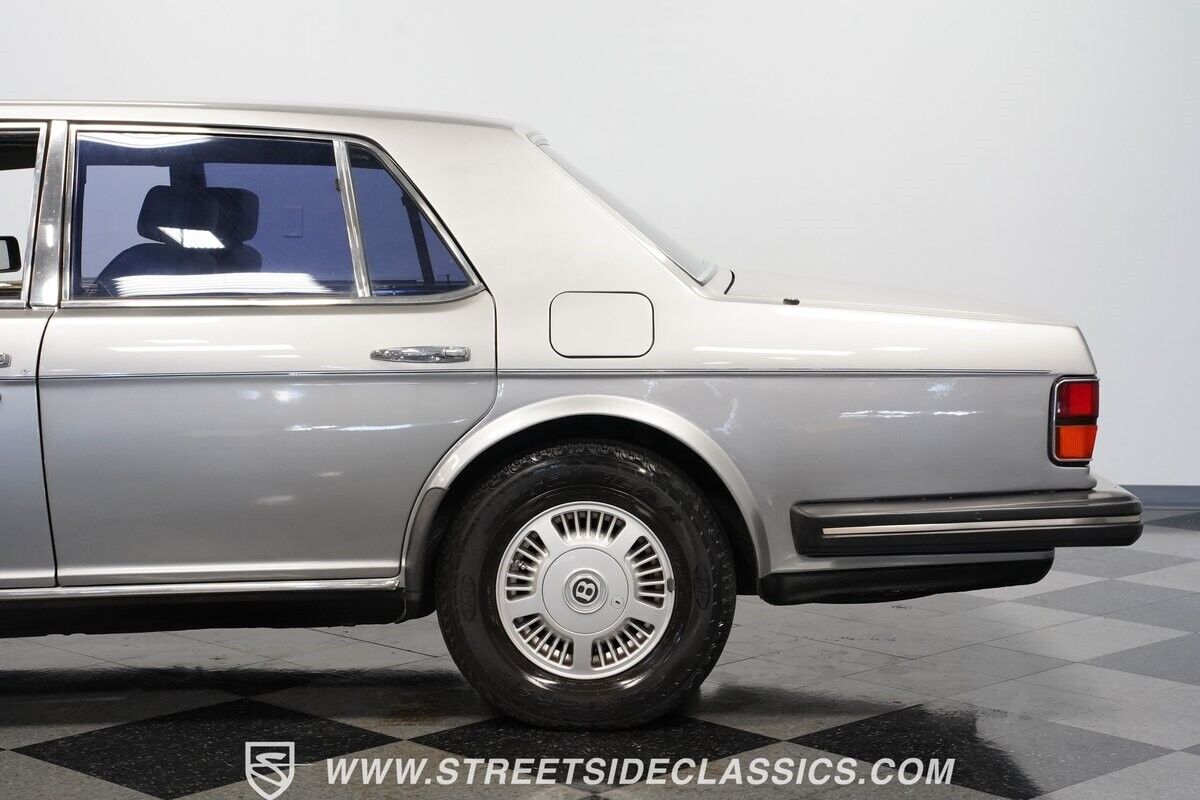 Bentley-Eight-1988-Sedan-24