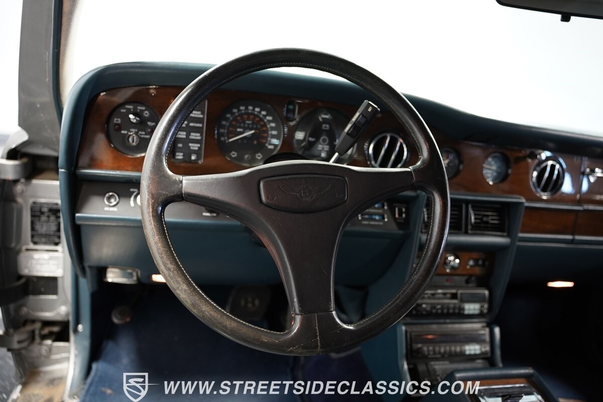 Bentley-Eight-1988-Sedan-39