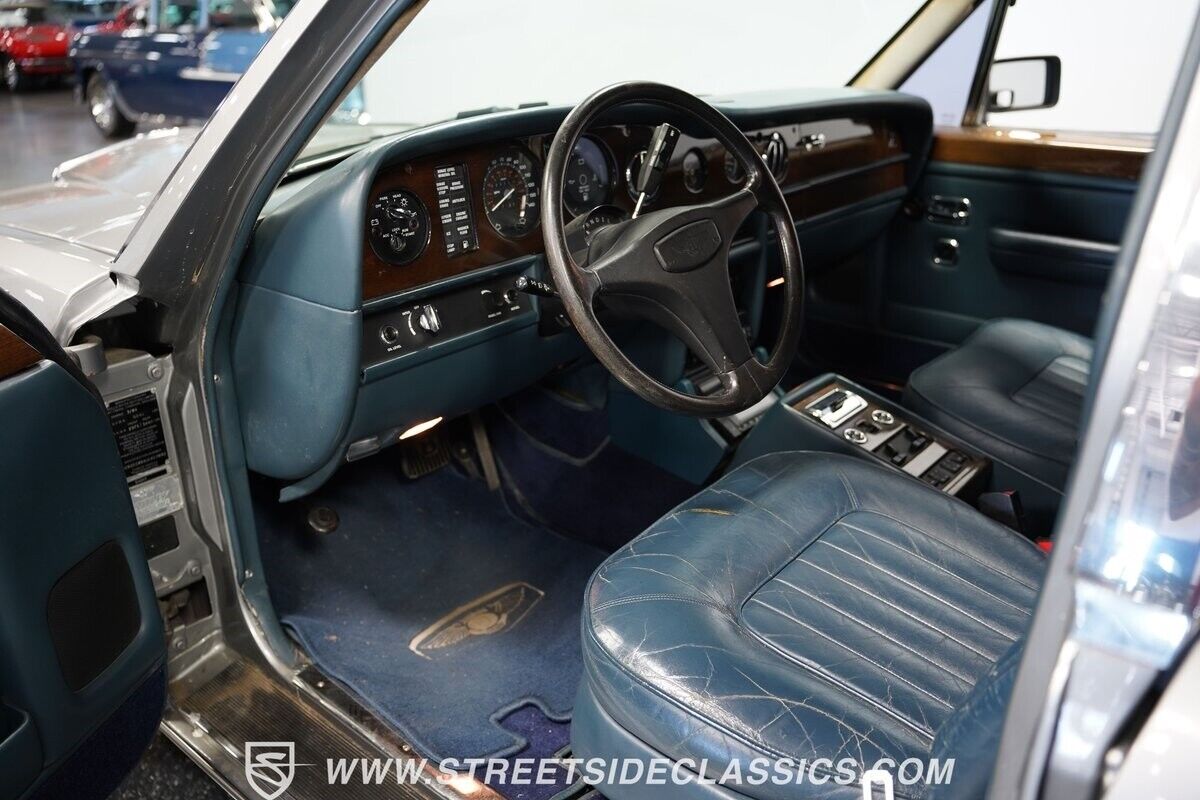 Bentley-Eight-1988-Sedan-4