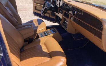 Bentley-Eight-engineering-model-1988-blue-11