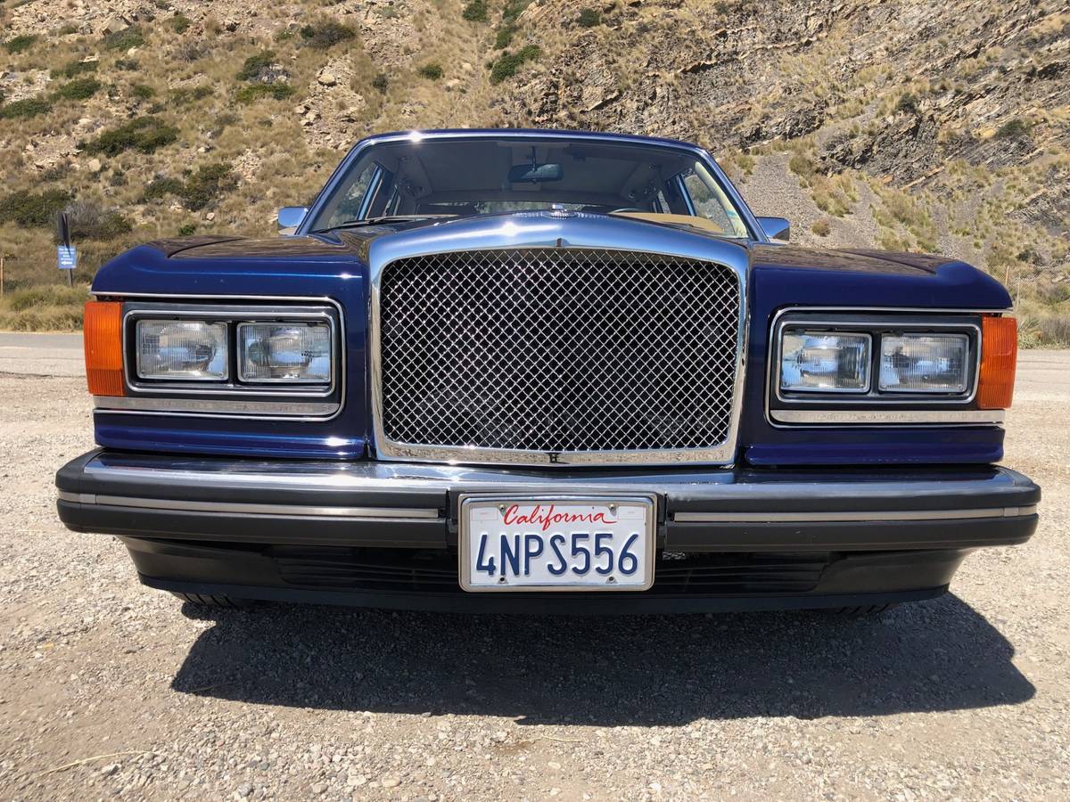 Bentley-Eight-engineering-model-1988-blue-2