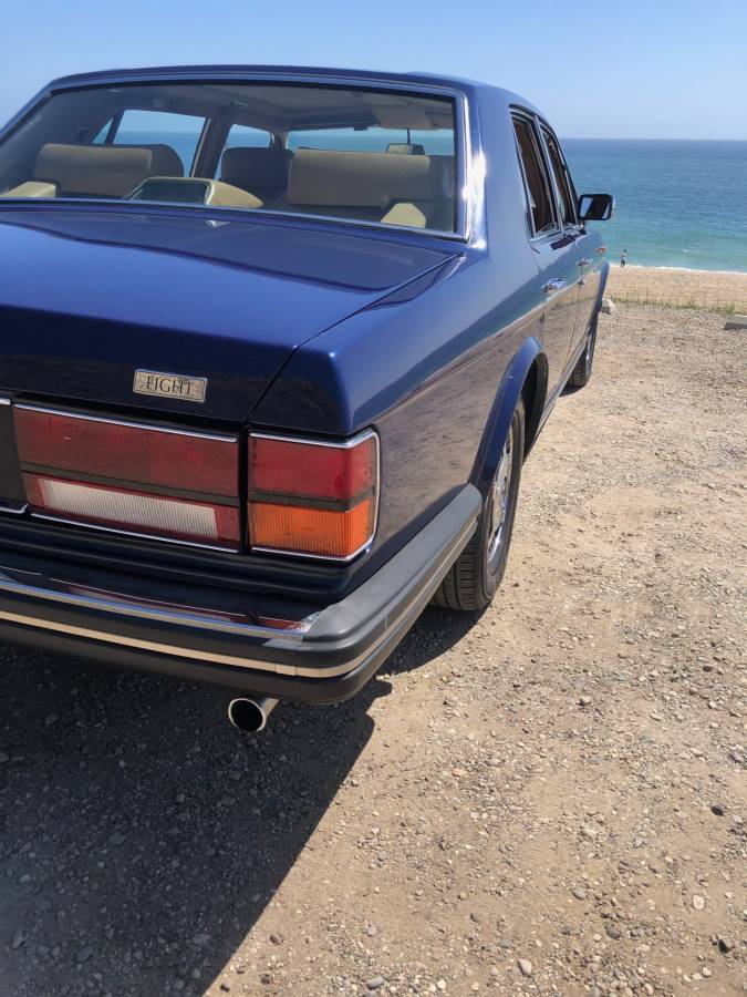 Bentley-Eight-engineering-model-1988-blue-3