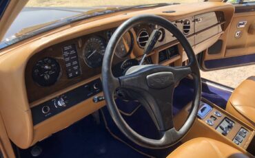 Bentley-Eight-engineering-model-1988-blue-7