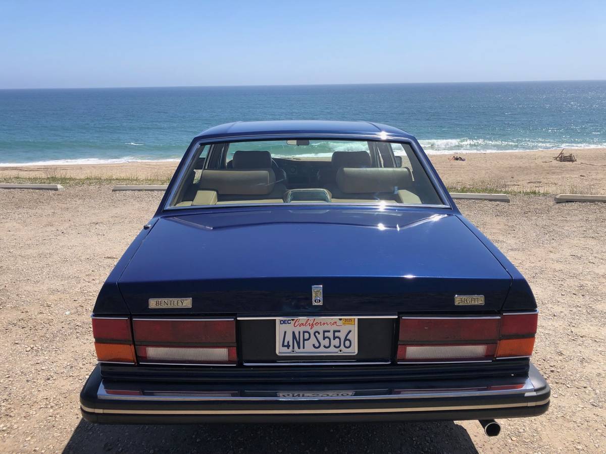 Bentley-Eight-engineering-model-1988-blue
