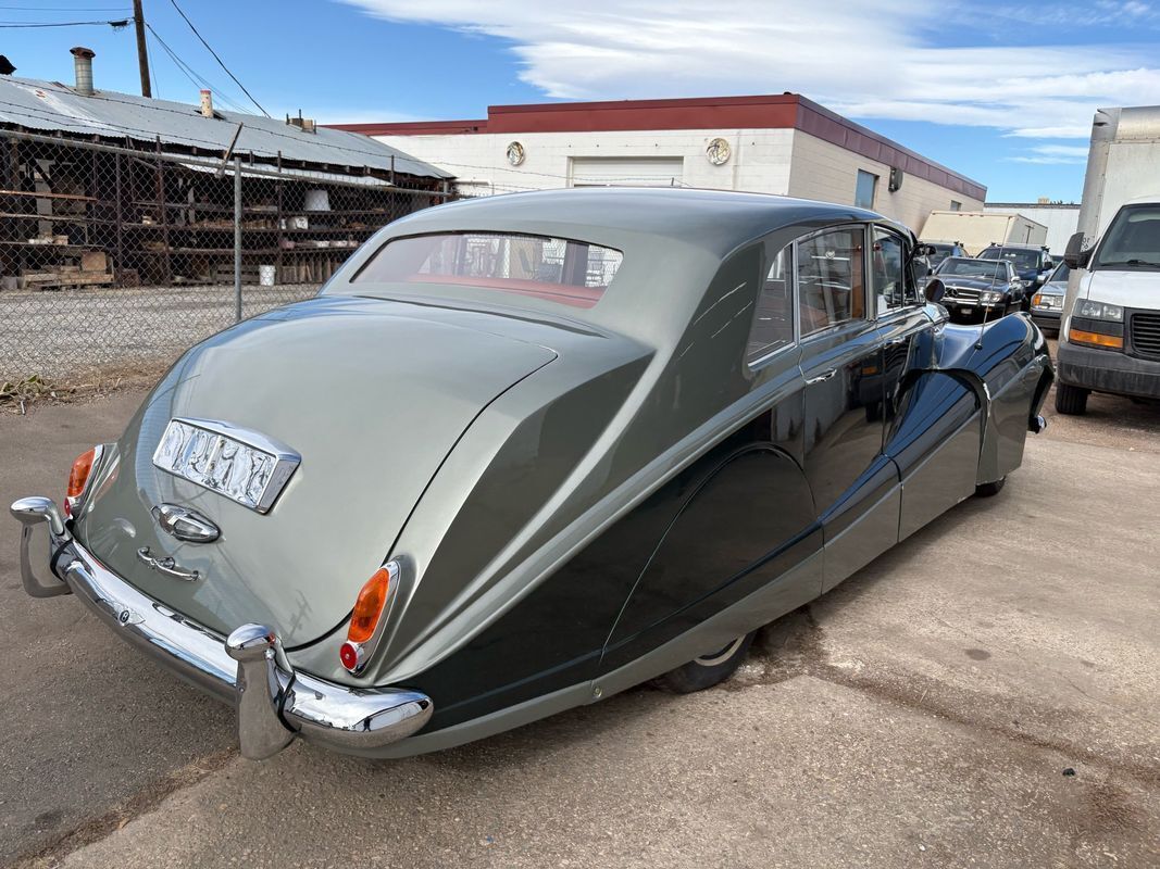 Bentley-Freestone-Webb-1956-4