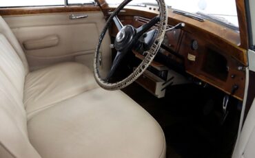 Bentley-R-Type-1954-Sedan-12