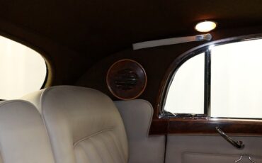 Bentley-R-Type-1954-Sedan-18