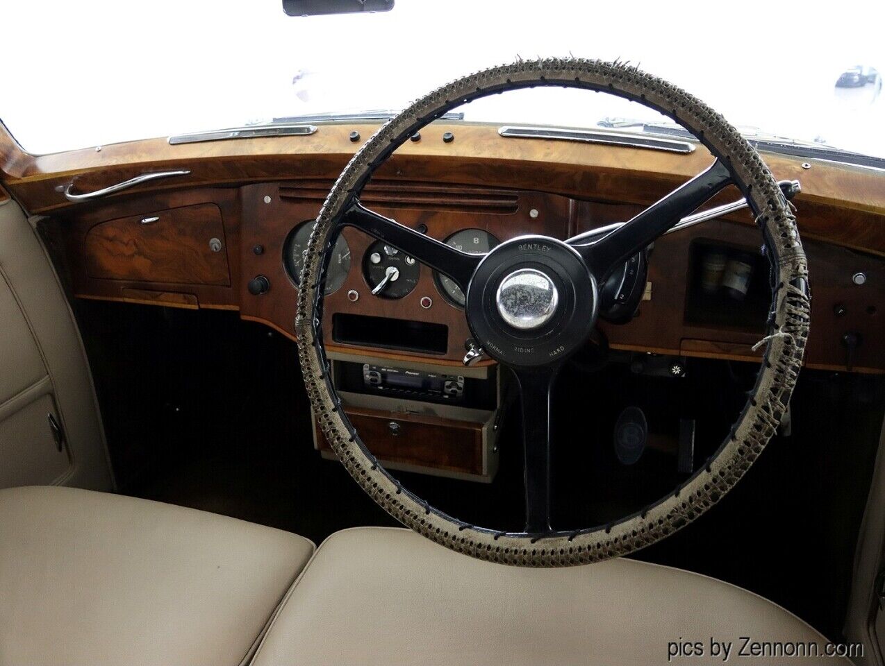 Bentley-R-Type-1954-Sedan-20