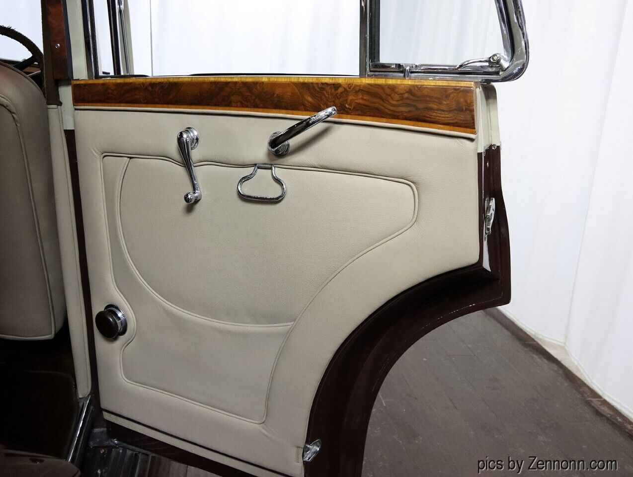 Bentley-R-Type-1954-Sedan-30
