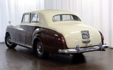 Bentley-R-Type-1954-Sedan-9