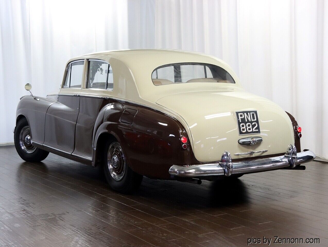 Bentley-R-Type-1954-Sedan-9