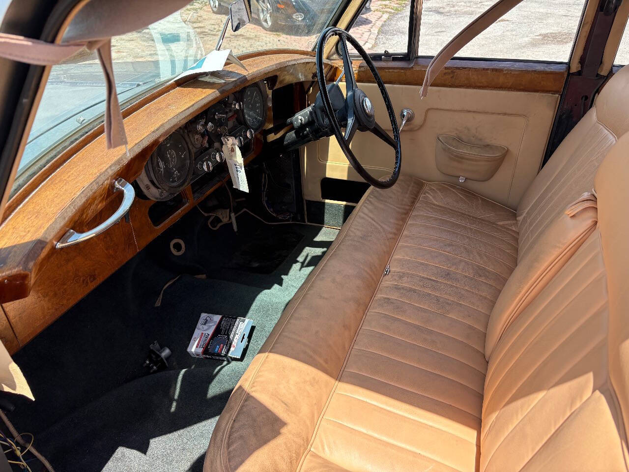 Bentley-S2-1959-Sedan-11