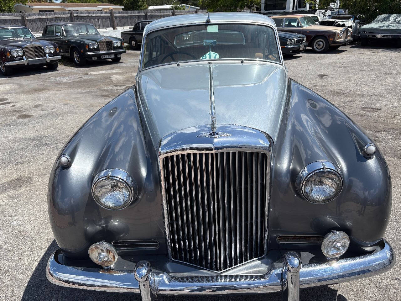 Bentley-S2-1959-Sedan-13