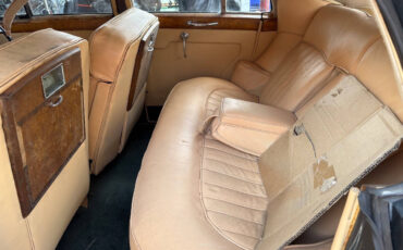 Bentley-S2-1959-Sedan-24