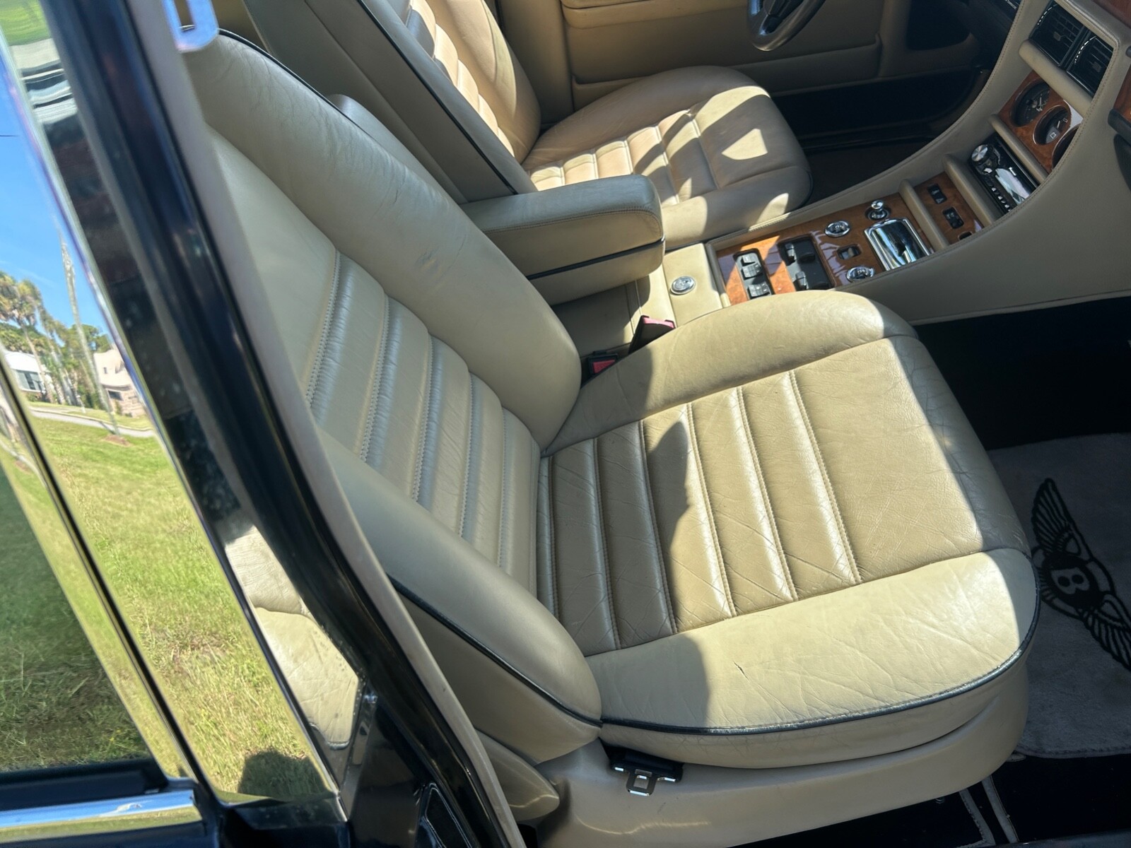 Bentley-Turbo-R-1989-Sedan-14