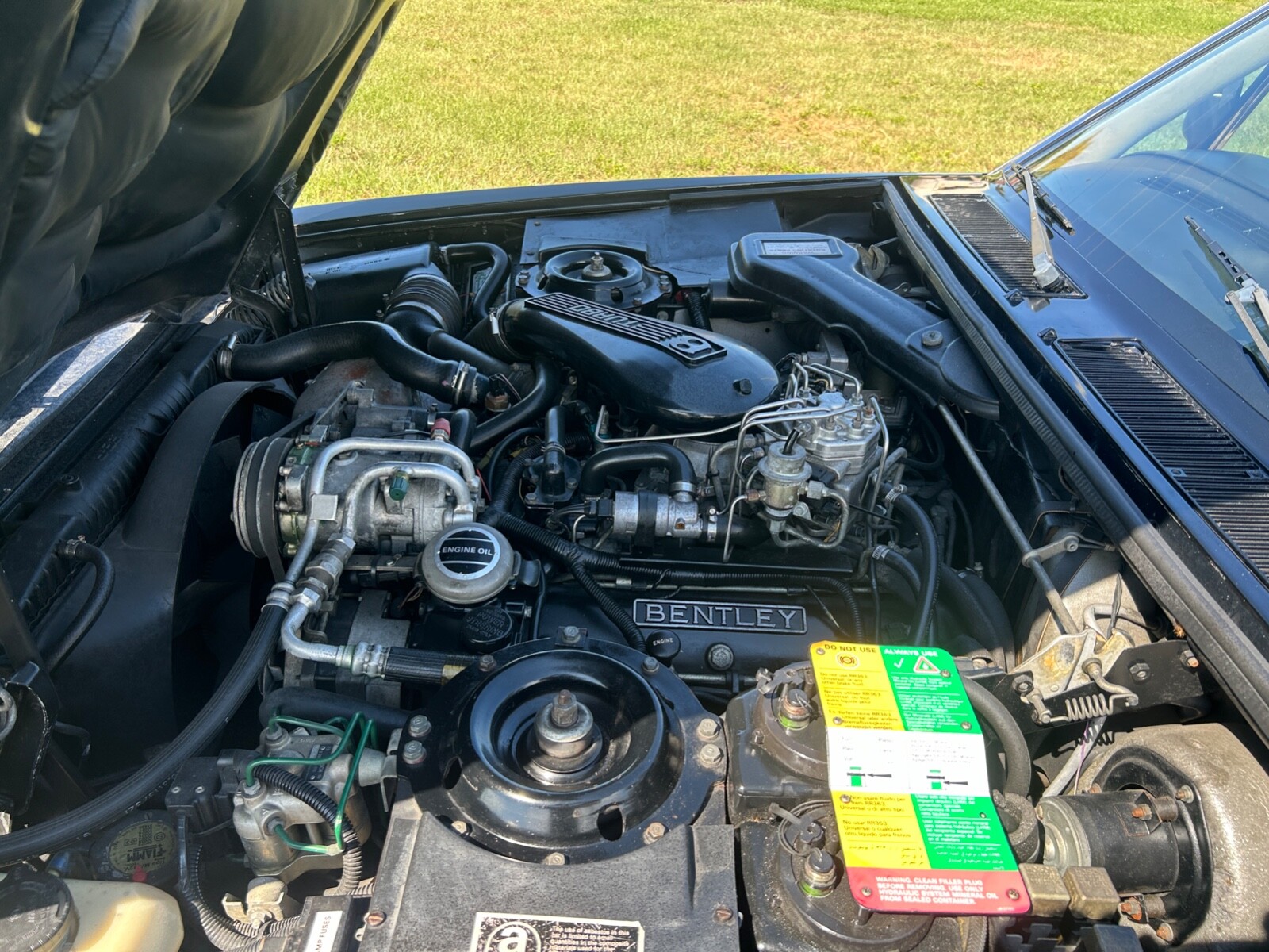 Bentley-Turbo-R-1989-Sedan-18