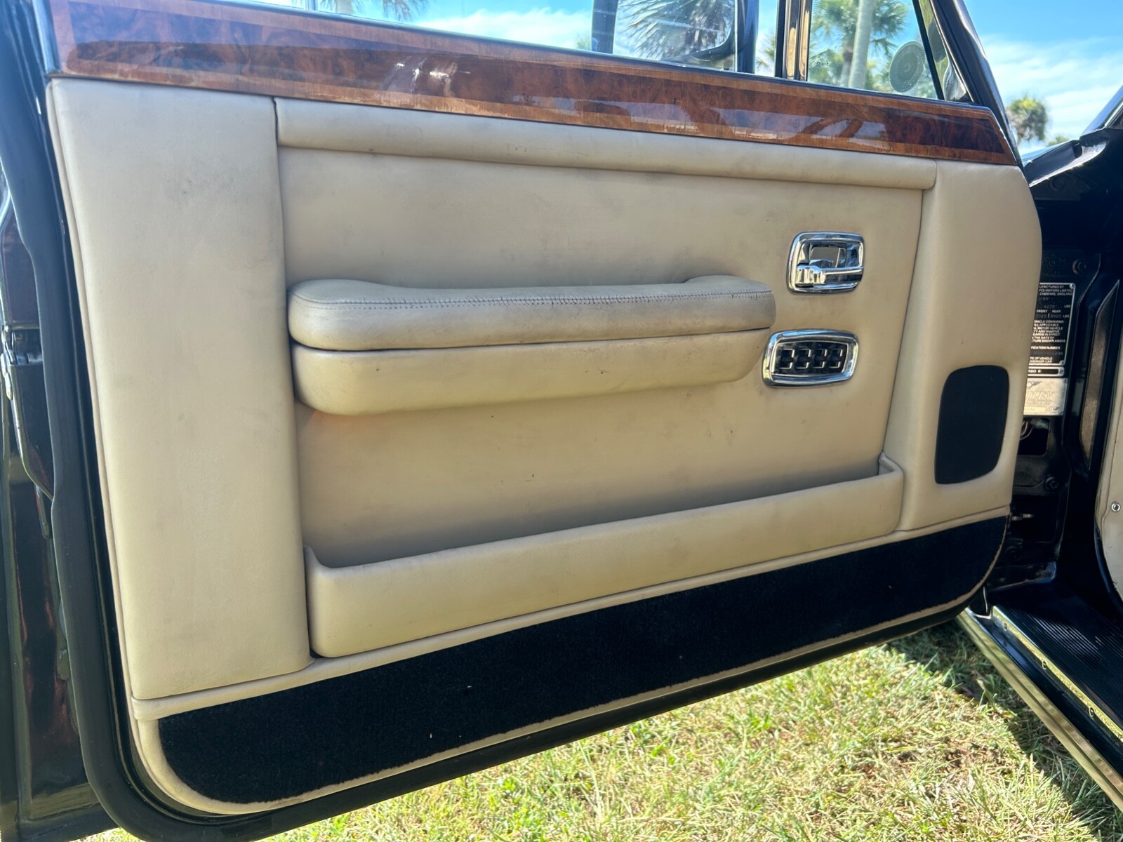 Bentley-Turbo-R-1989-Sedan-7