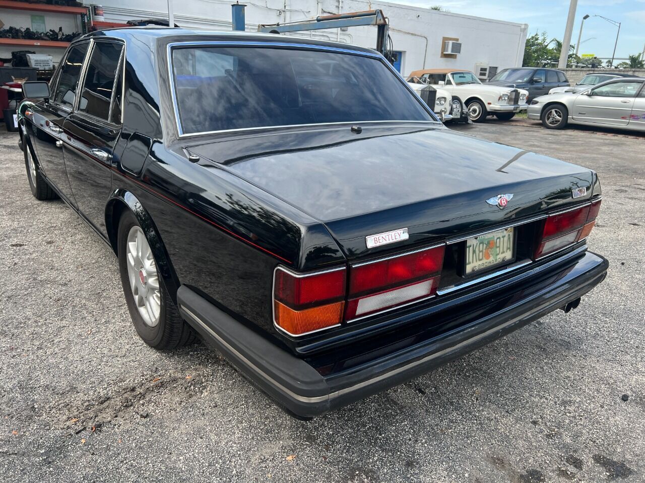 Bentley-Turbo-R-1991-Sedan-3
